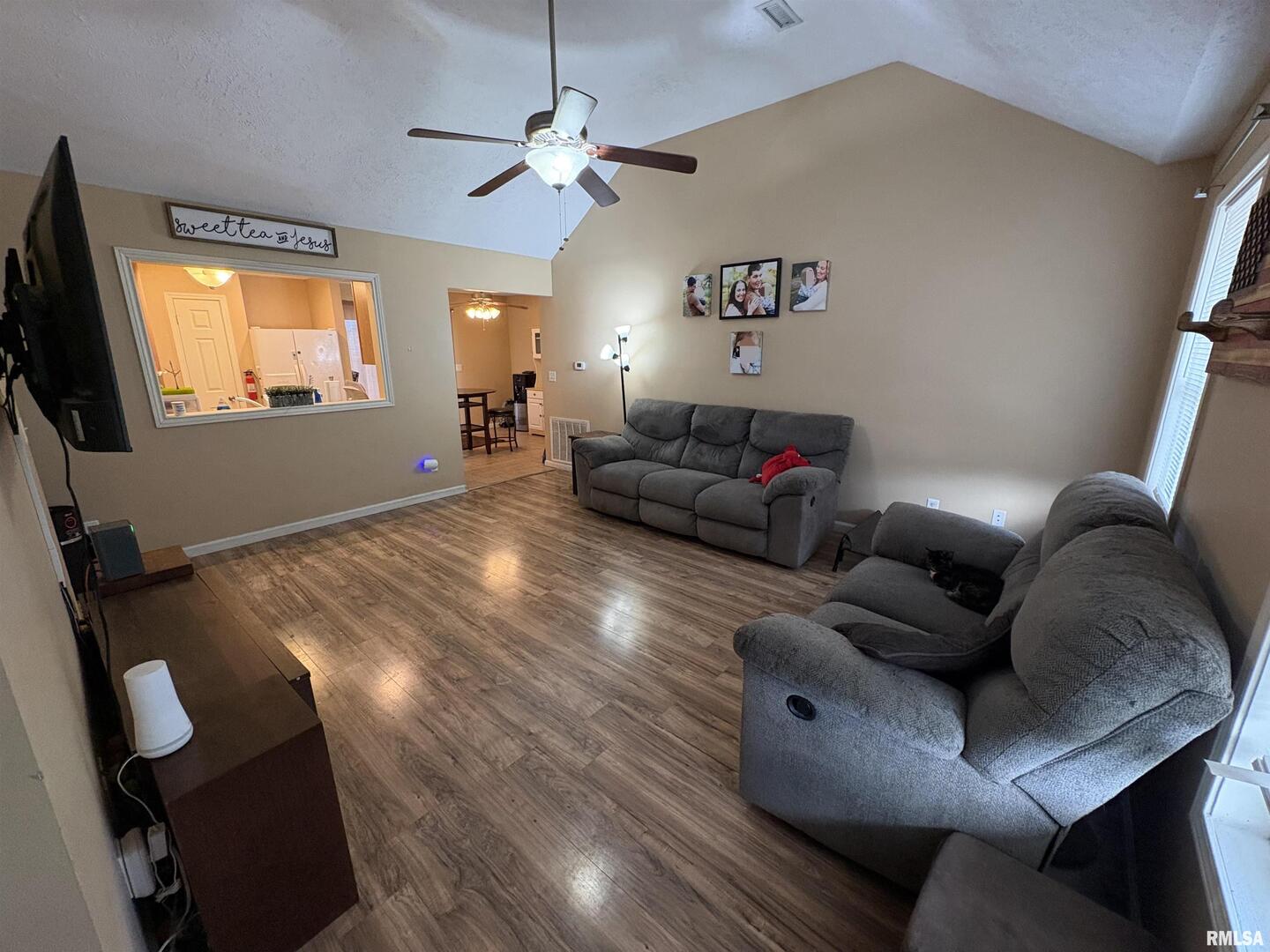 5626 Silver Fox Drive, Cartervill, IL