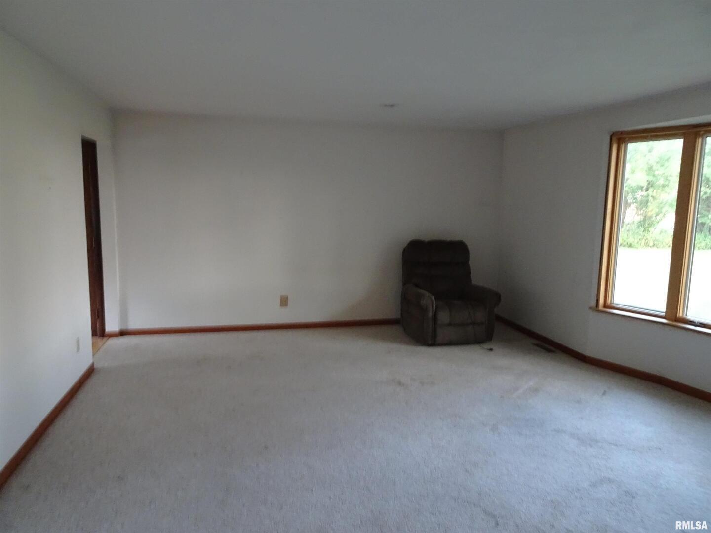 13978 N 2200th Ave Avenue, Geneseo, IL