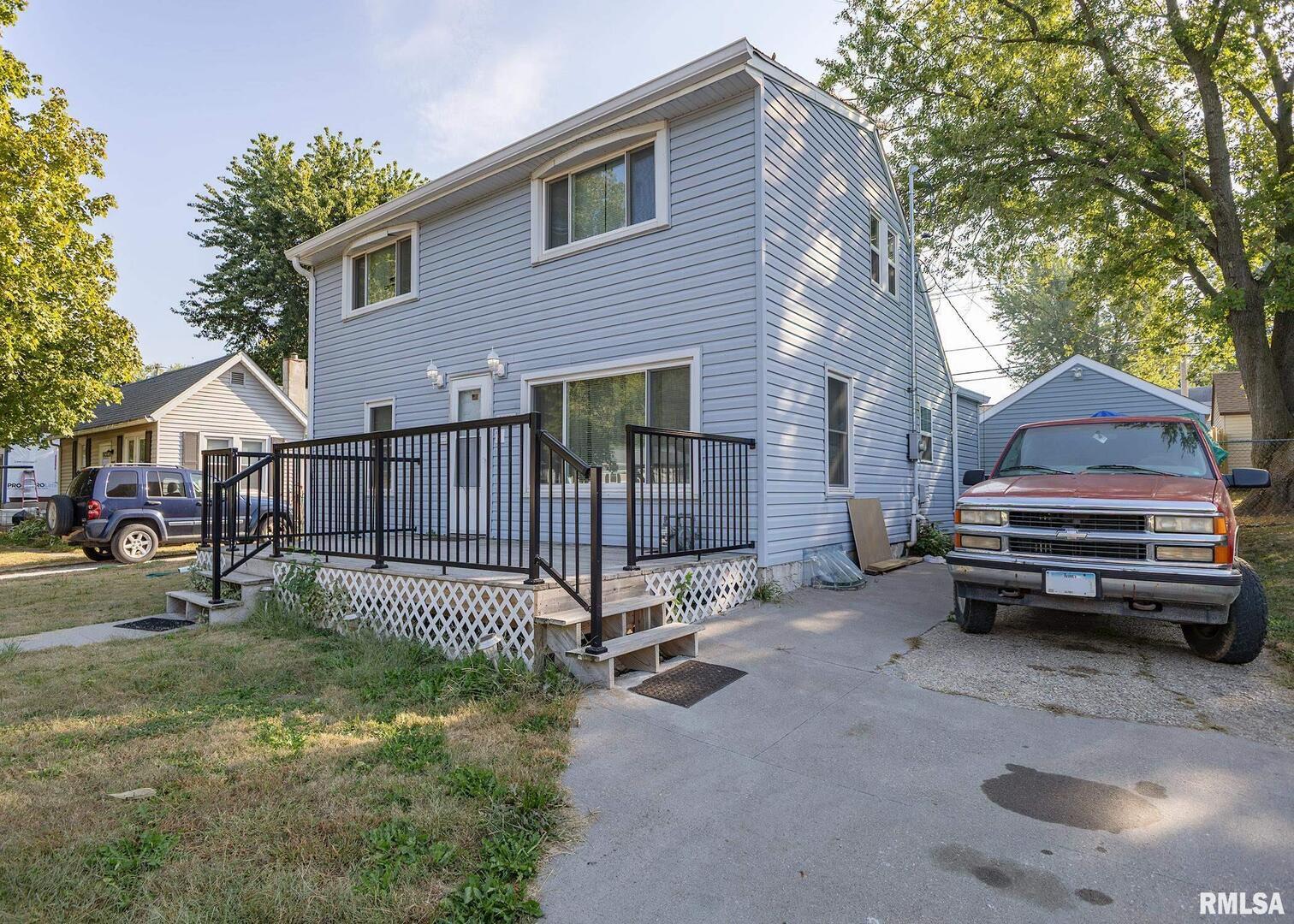 3015 N 3RD Street, Clinton, IA