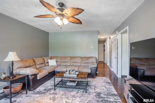 806 S JACKSON Street, WestFrank, IL