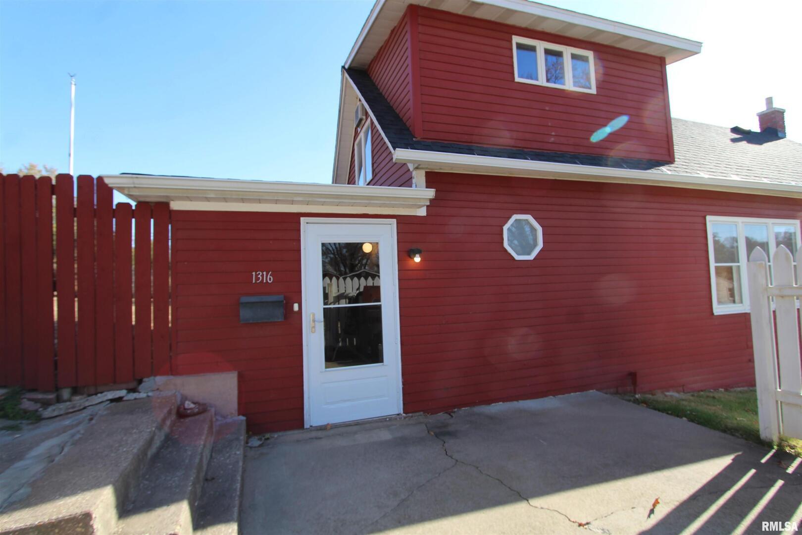 1316 FLORENCE Avenue, Clinton, IA