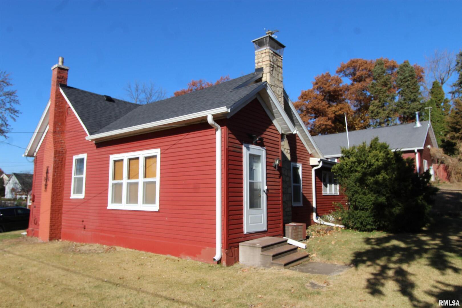 1316 FLORENCE Avenue, Clinton, IA