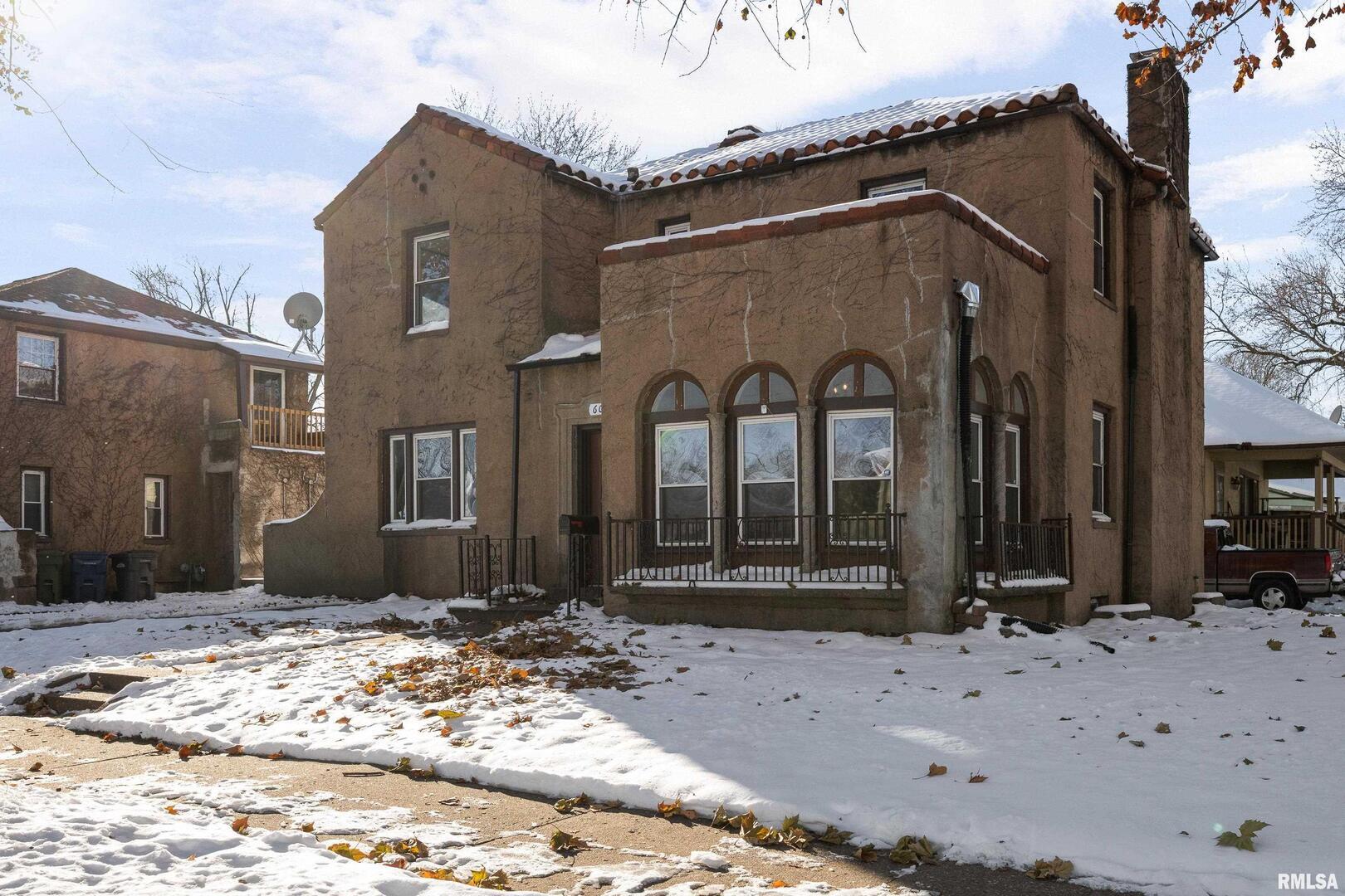 602 S 9TH Street, Clinton, IA