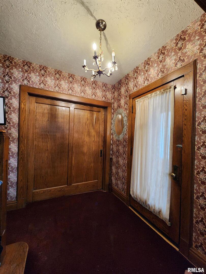 803 5th Ave S Avenue, Clinton, IA