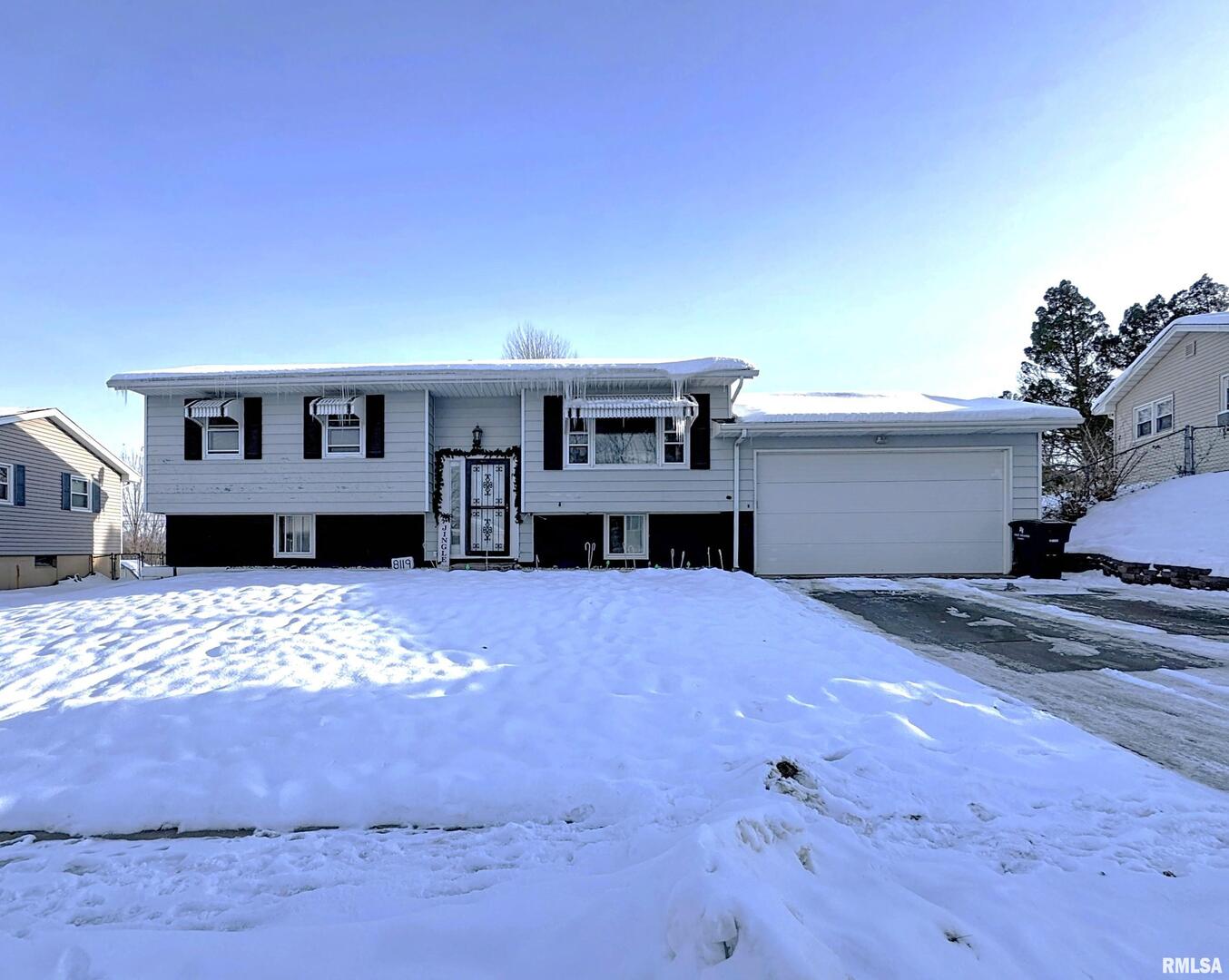 8119 10TH Street, RockIsland, IL