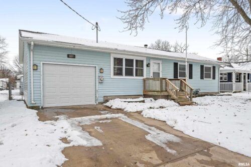 617 6TH Street, Camanche, IA