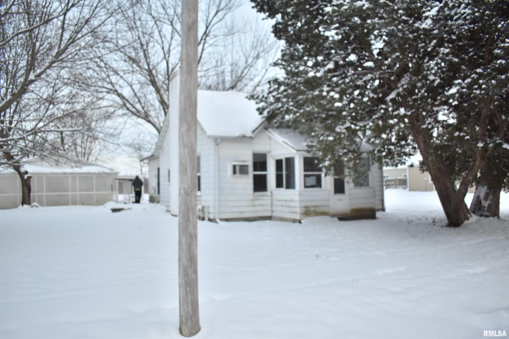 200 1ST Avenue, Sherrard, IL