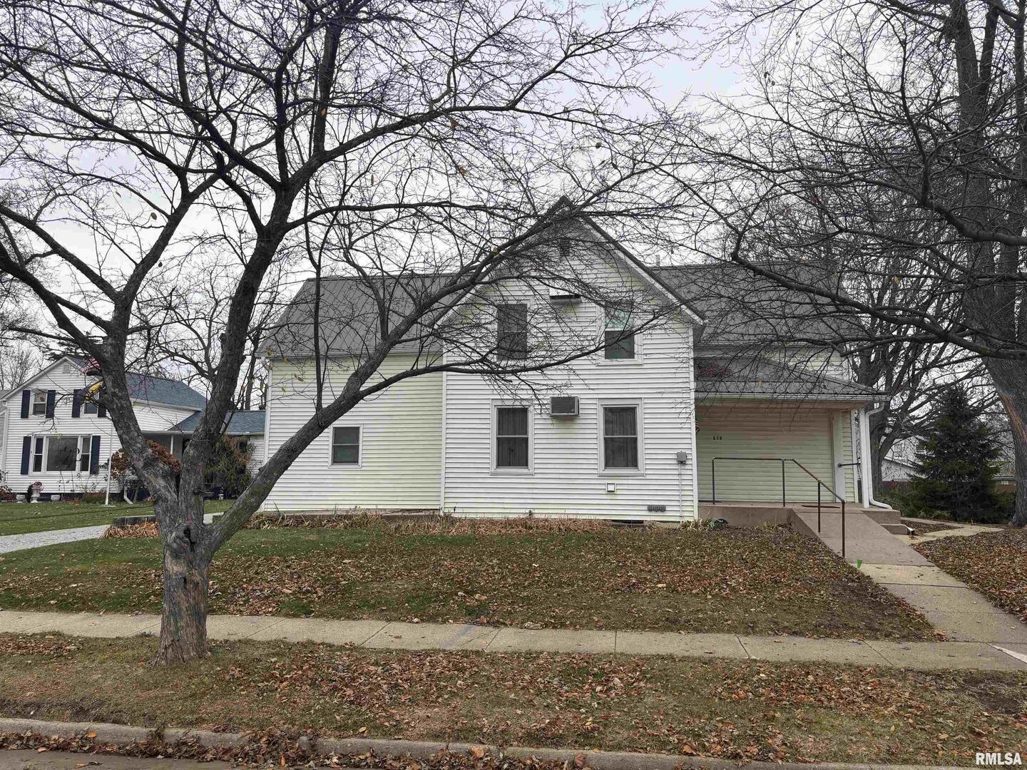 510 2ND Street, Dewitt, IA