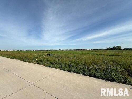 6632 Meghan Avenue, Bettendorf, IA