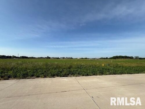 6831 Meghan Avenue, Bettendorf, IA