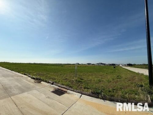 6314 RYAN Road, Bettendorf, IA