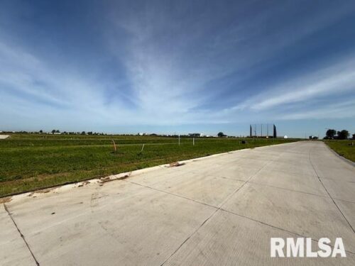6356 MEYER Road, Bettendorf, IA