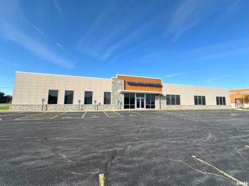 1401 KIMBERLY Road, Bettendorf, IA
