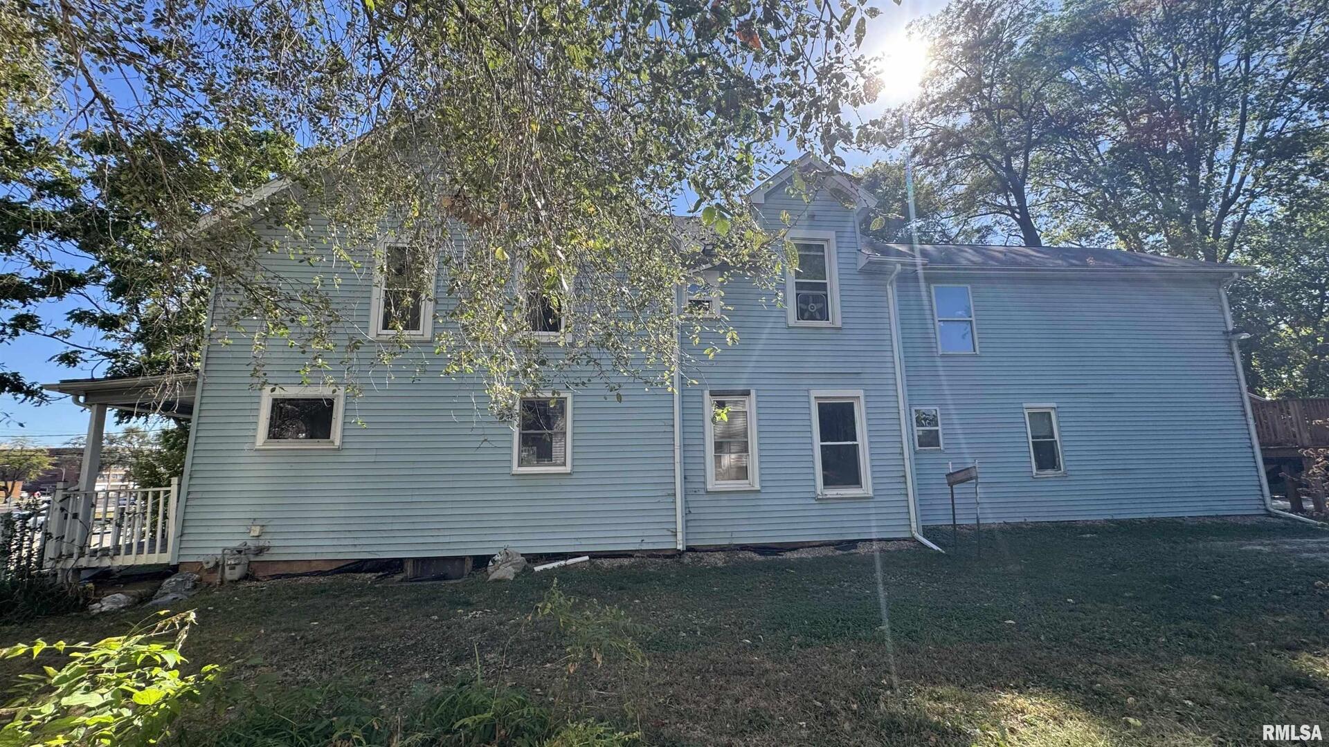 260 N BROAD Street, Galesburg, IL