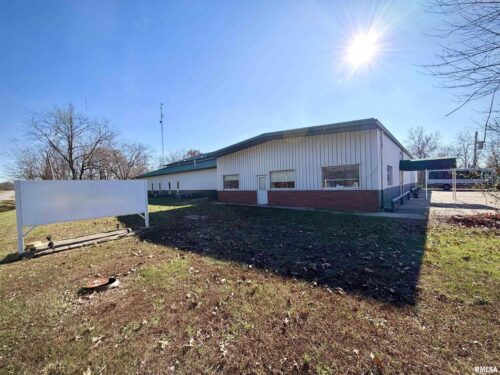 907 State Highway 14, Carmi, IL