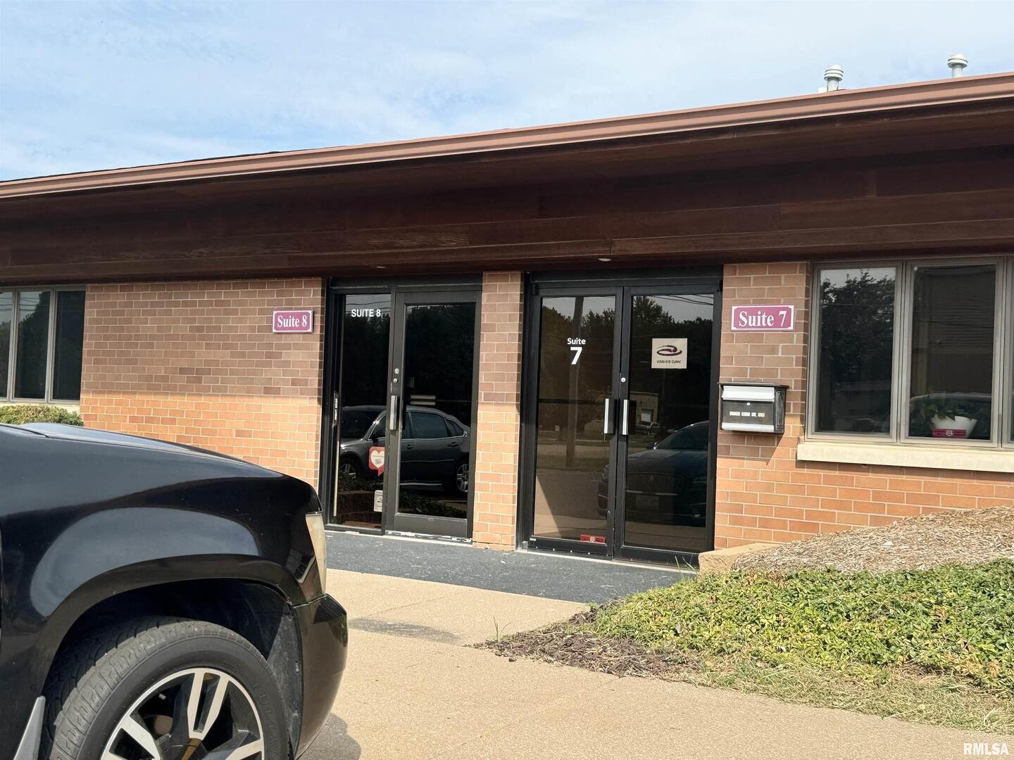 4711 44TH Street #Ste 3, Rock Island, IL