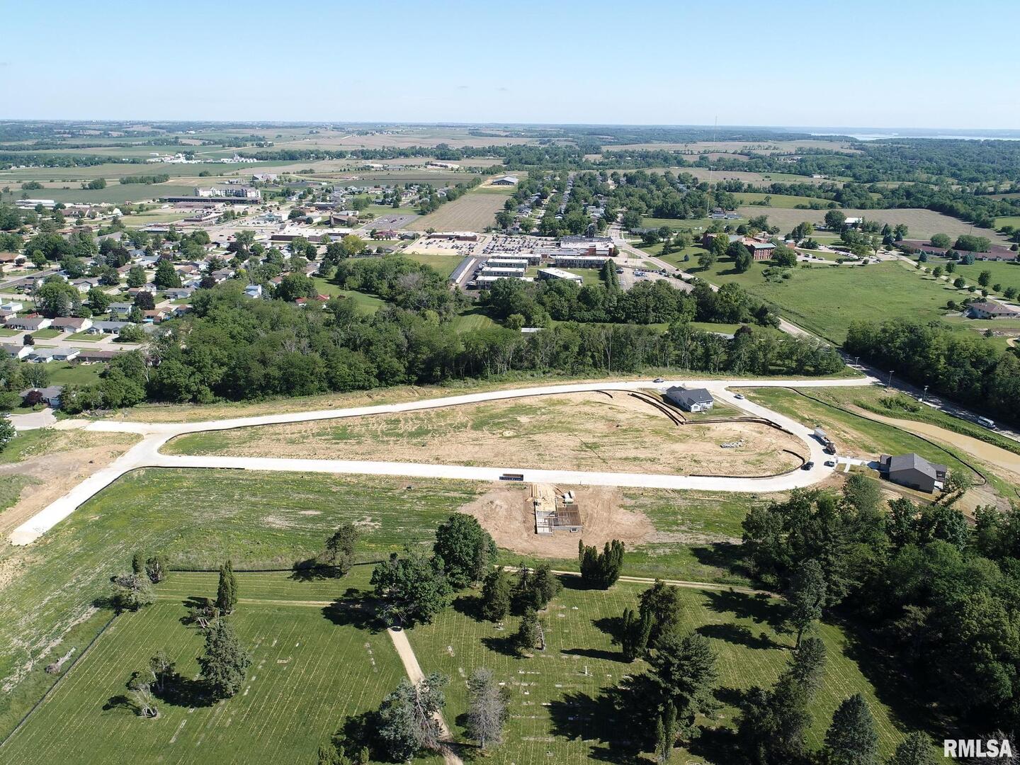 905 9TH Avenue, Clinton, IA