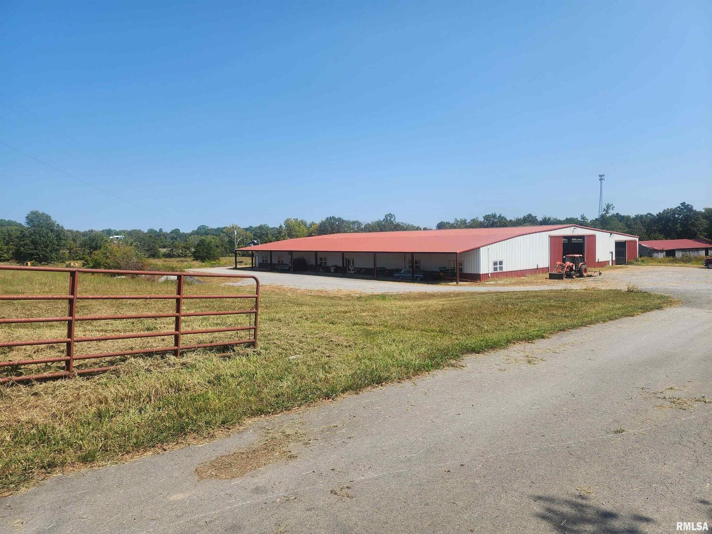 1230 US Hwy 45 N, Vienna, IL