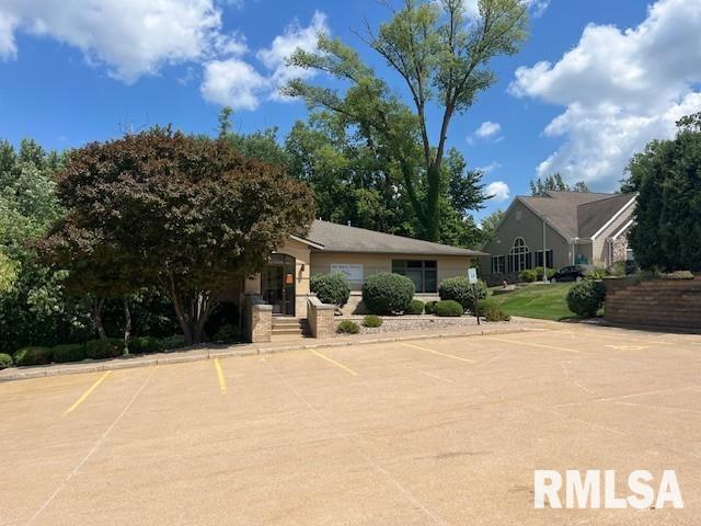 310 46TH Avenue, East Moline, IL