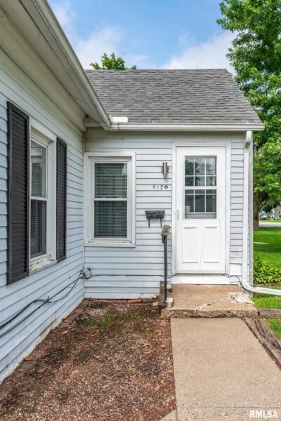 912 SW 5th Street, Aledo, IL