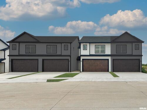 5934 BUTTERFIELD Drive, Bettendorf, IA