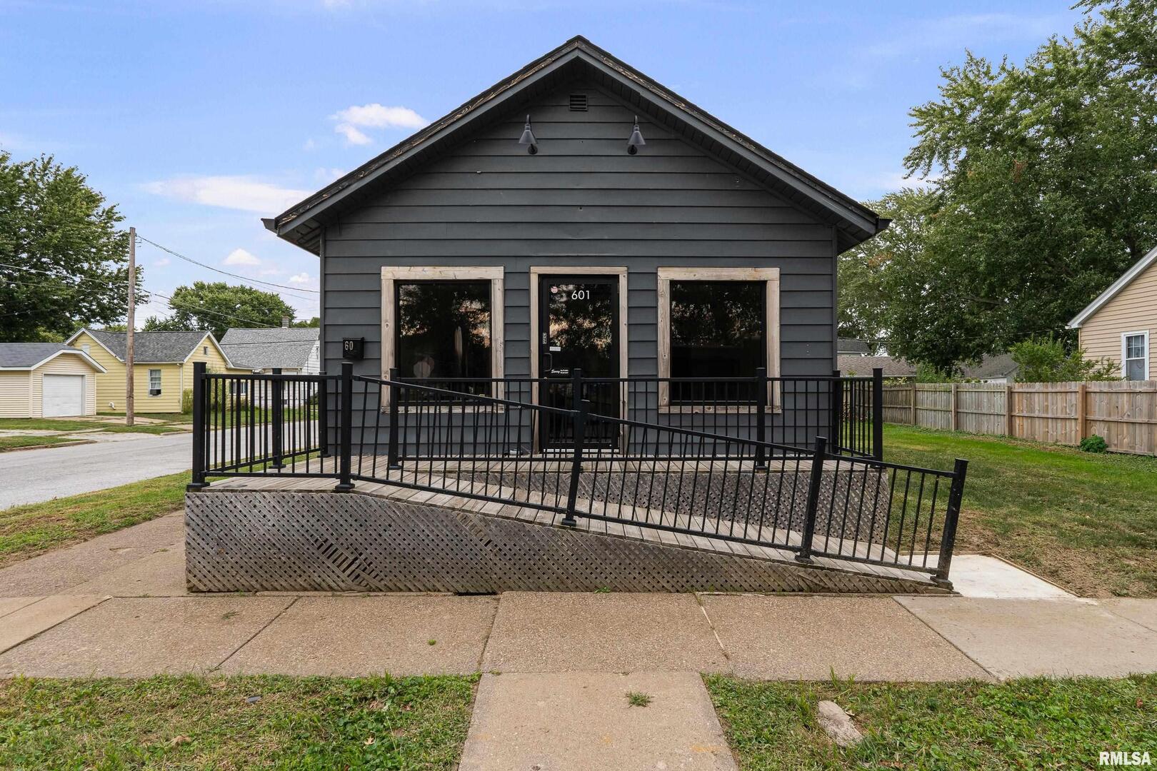 601 S CONCORD Street, Davenport, IA