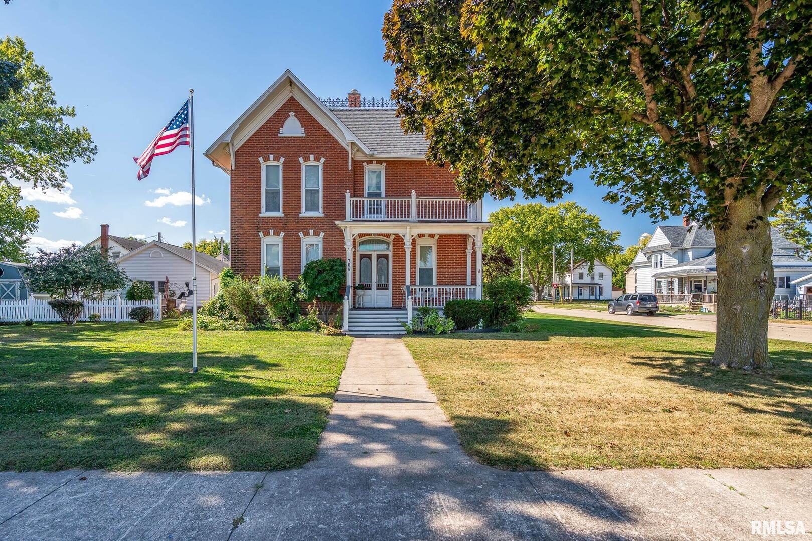 704 RIVER Street, Sabula, IA