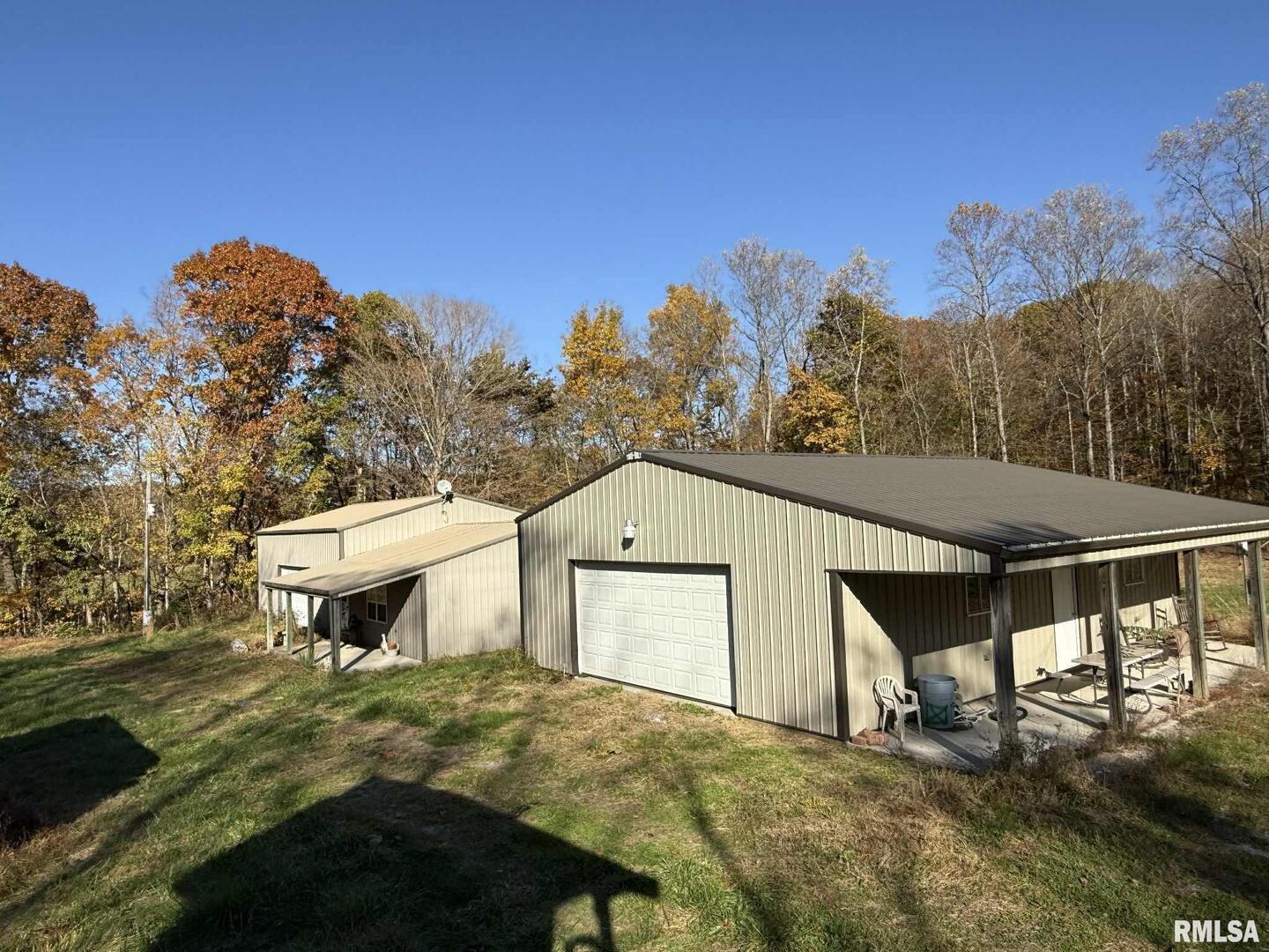 880 S Rocky Comfort Road, Makanda, IL