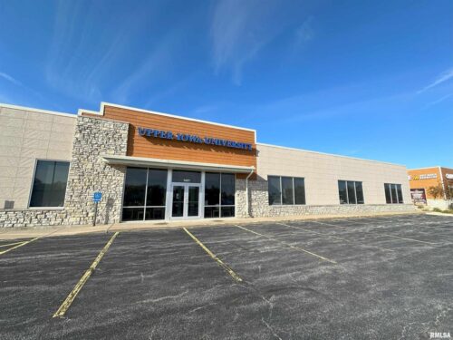 1401 KIMBERLY Road, Bettendorf, IA