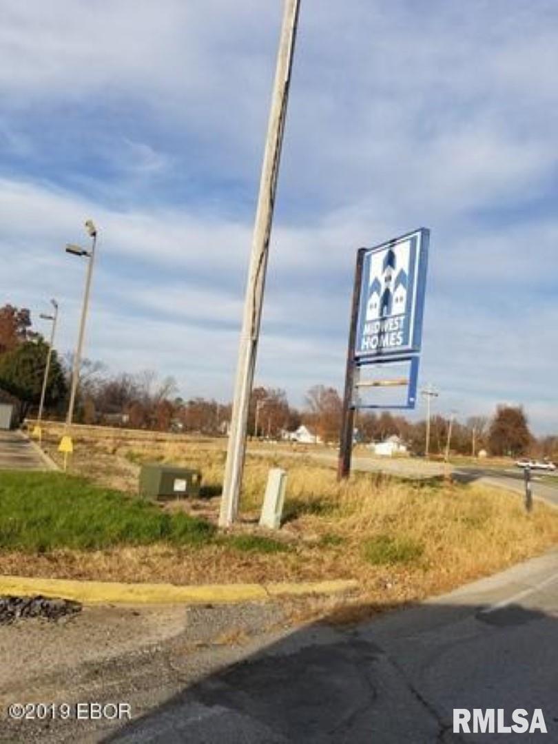 000 E PLAZA Drive, Cartervill, IL