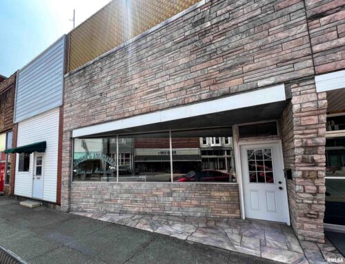 111 W NORTH Avenue #109, Flora, IL