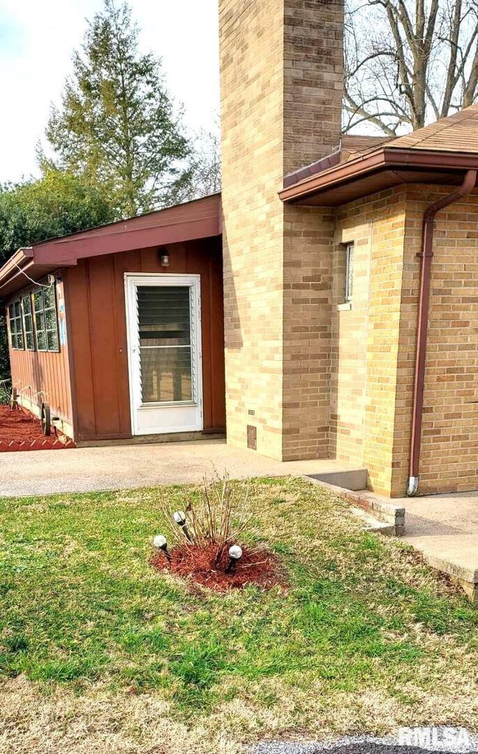 405 4TH Street, Rosiclare, IL