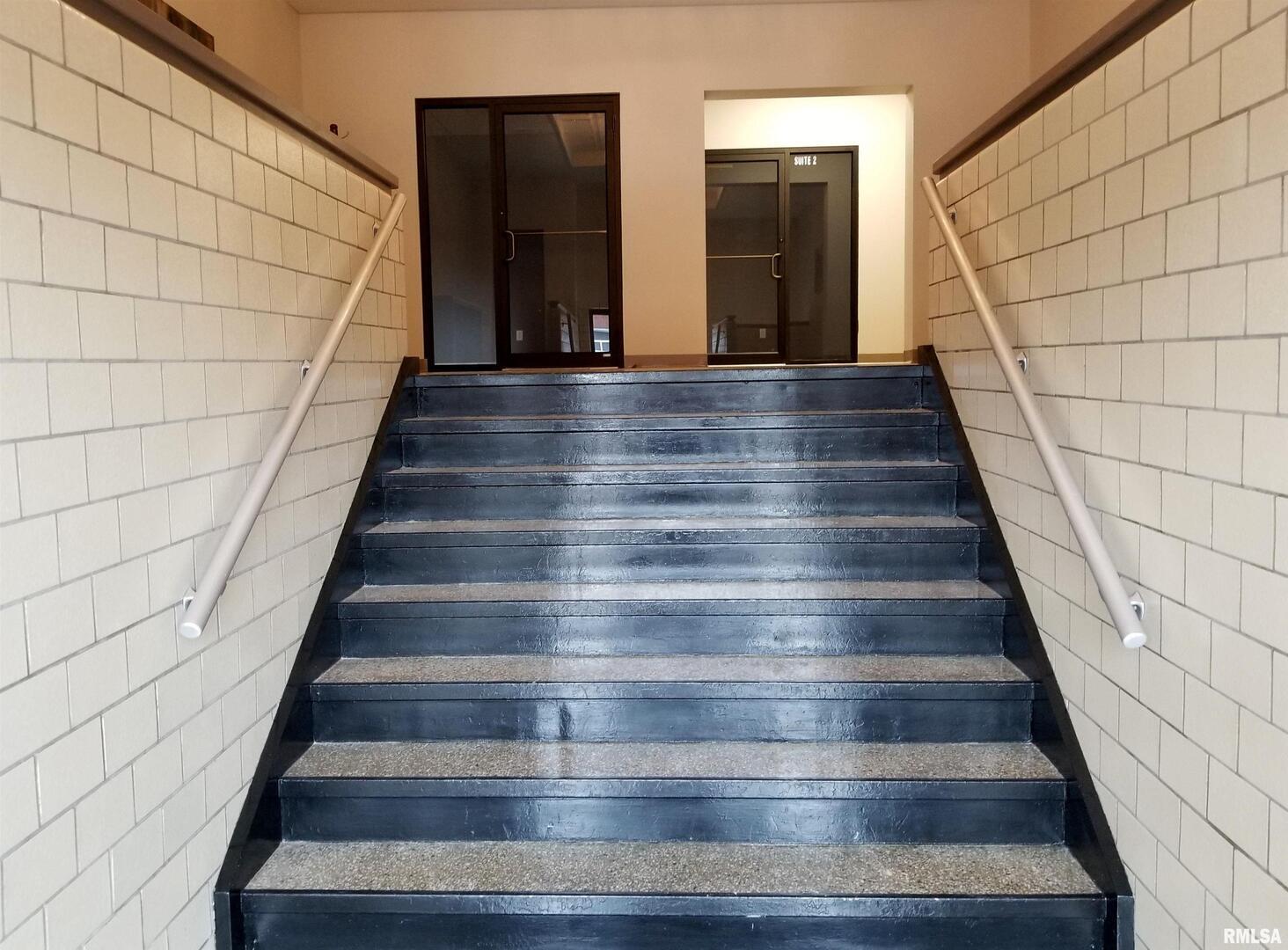 800 BROADWAY Street #2, Mt Vernon, IL