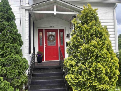 680 STRATTON Street, Chester, IL