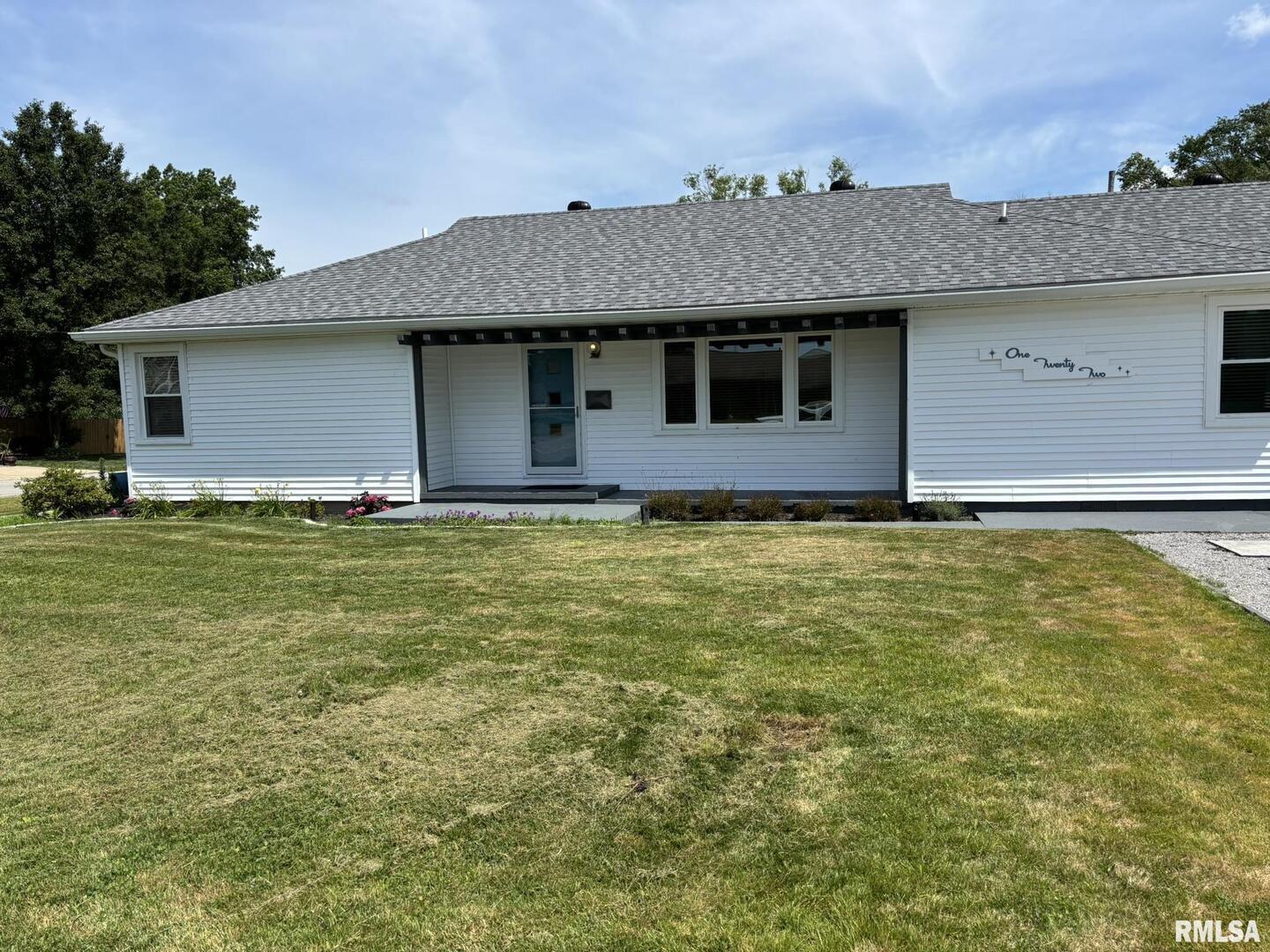 122 Paint Creek Lane, Carmi, IL