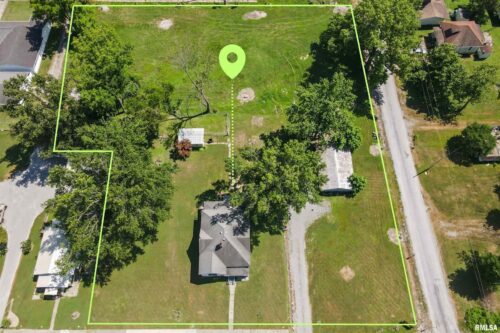 827 W RAYMOND Street, Harrisburg, IL