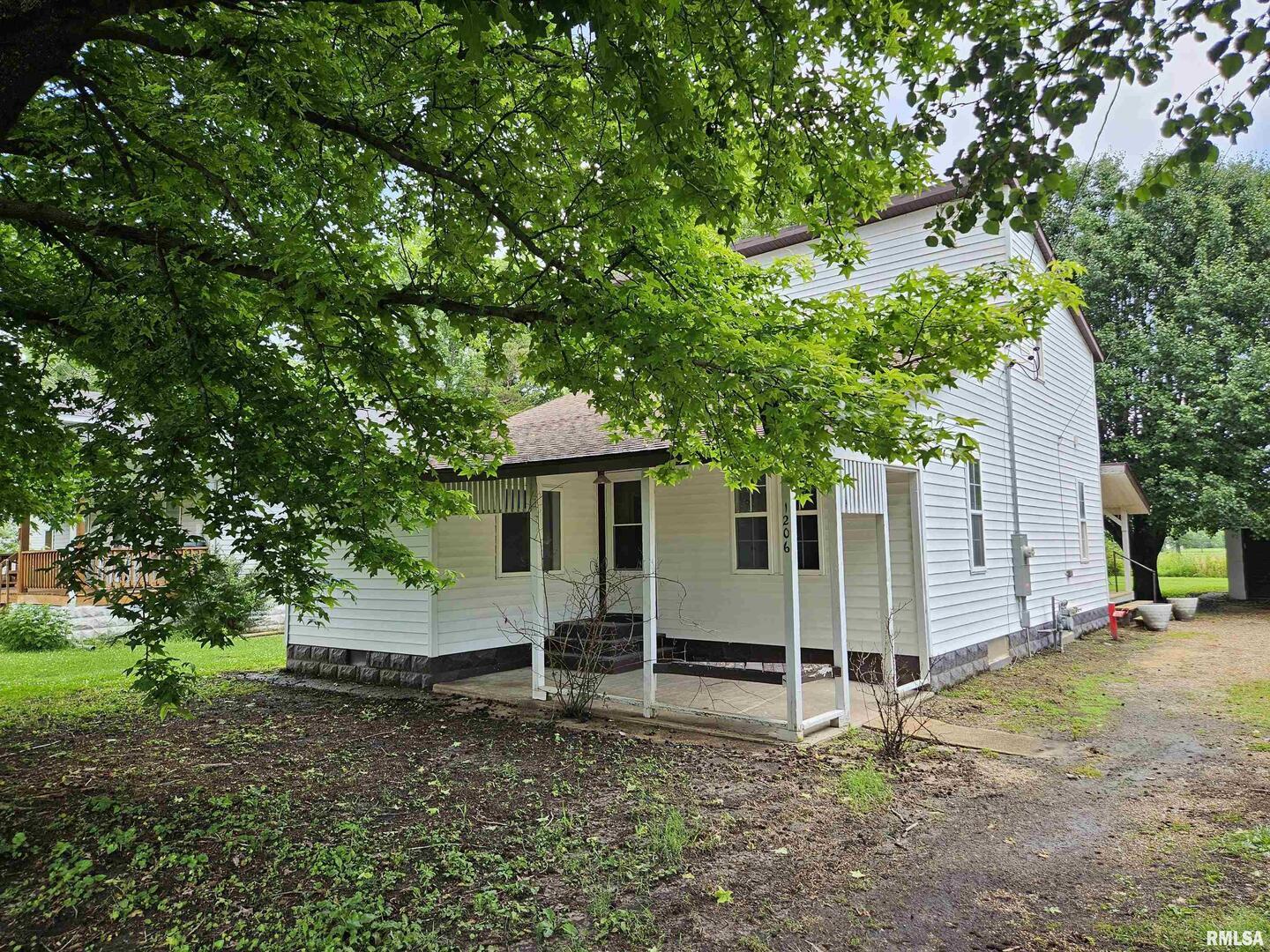 1206 N 14TH Street, Murphysbor, IL