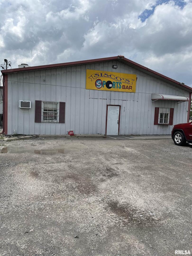 1411 N MAIN Street, Harrisburg, IL