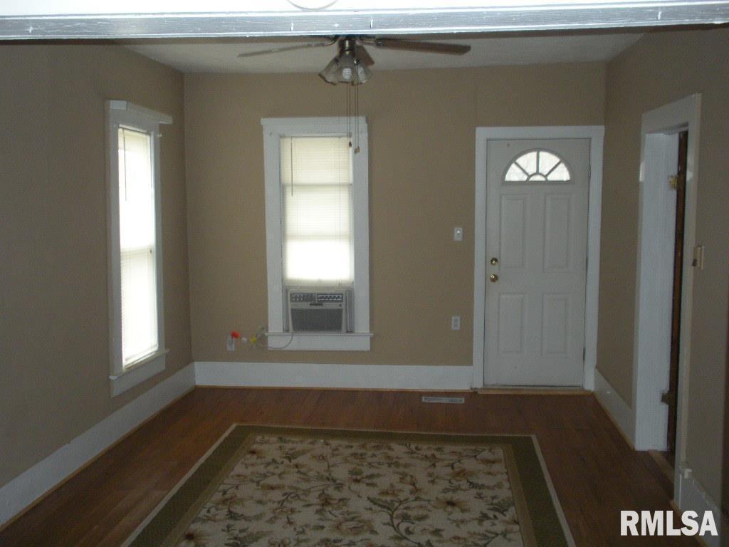524 S 17TH Street, Murphysbor, IL