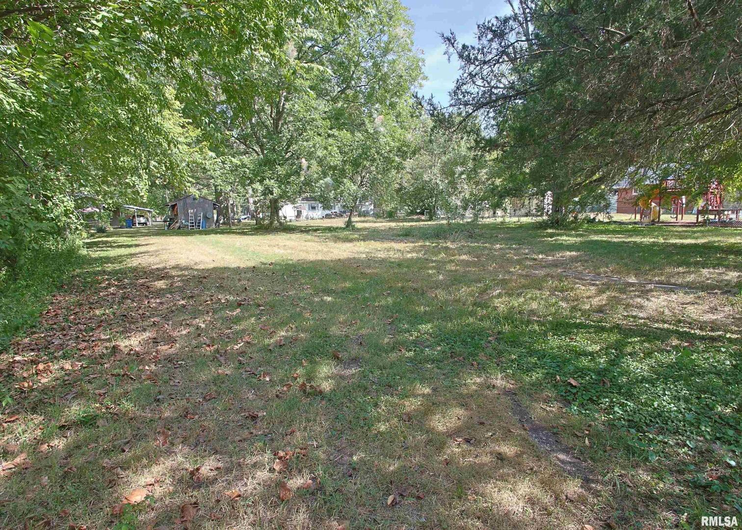 432 N Seba Street, Hurst, IL