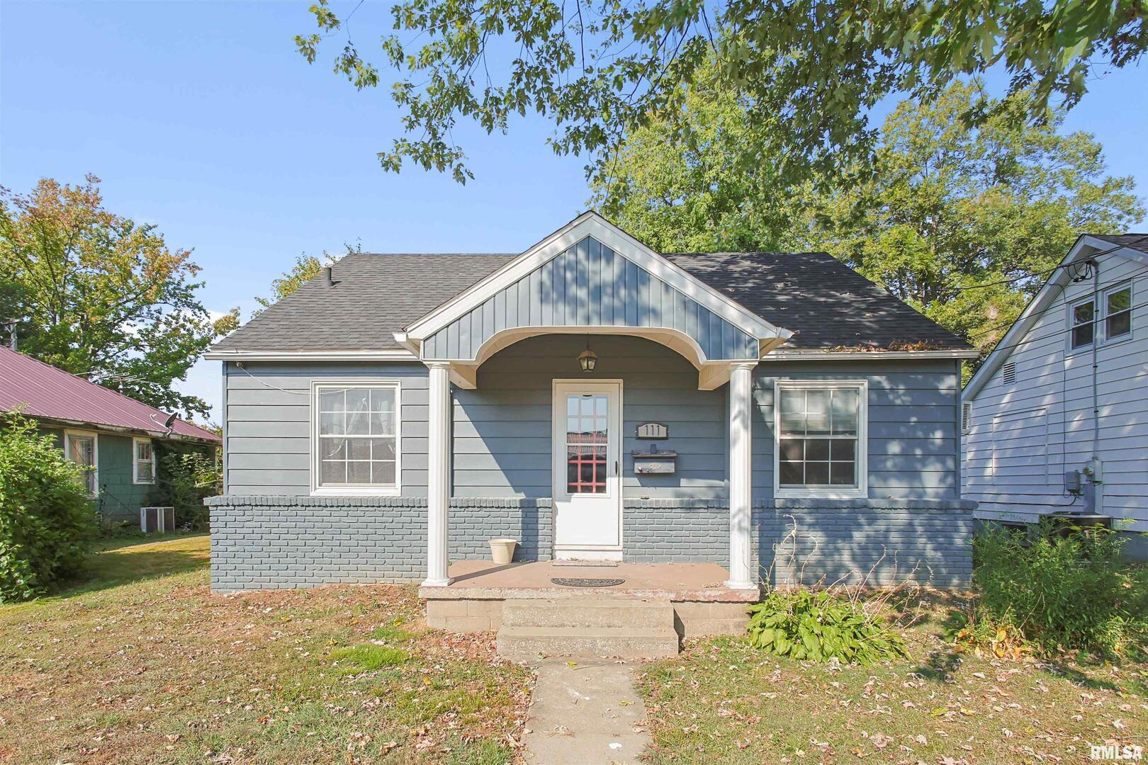 111 GRAND Avenue, Anna, IL