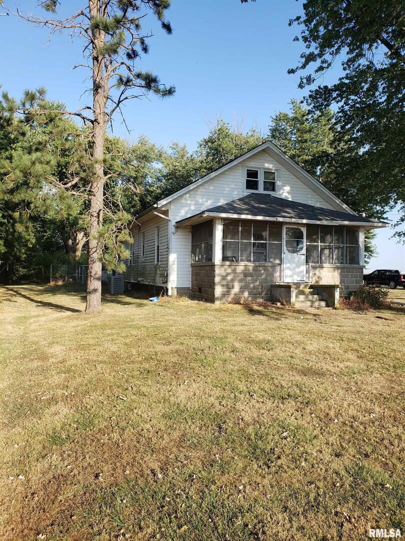 18018 State Route 127 Highway, Carlyle, IL