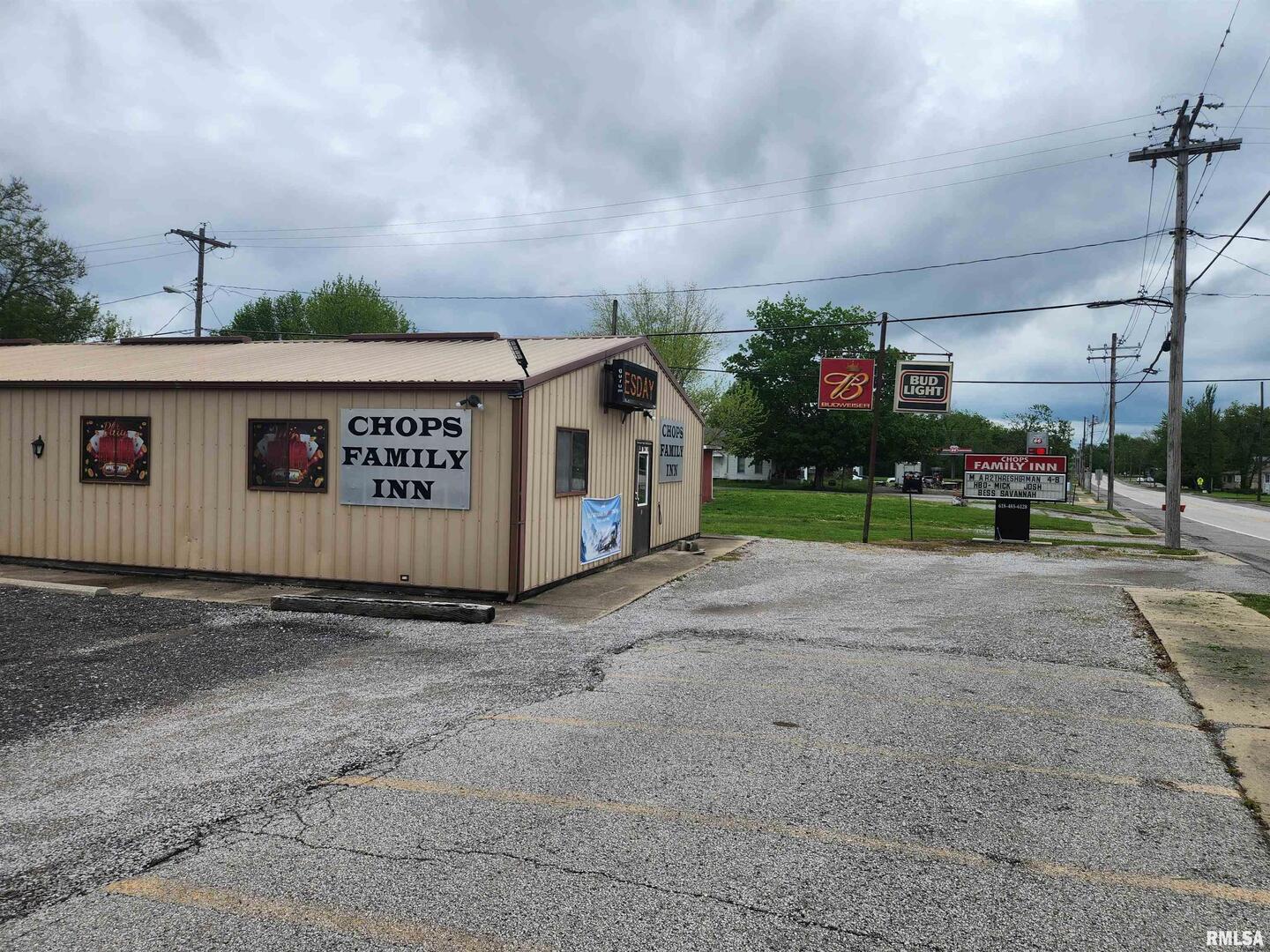 131 E MAIN Street, Ashley, IL