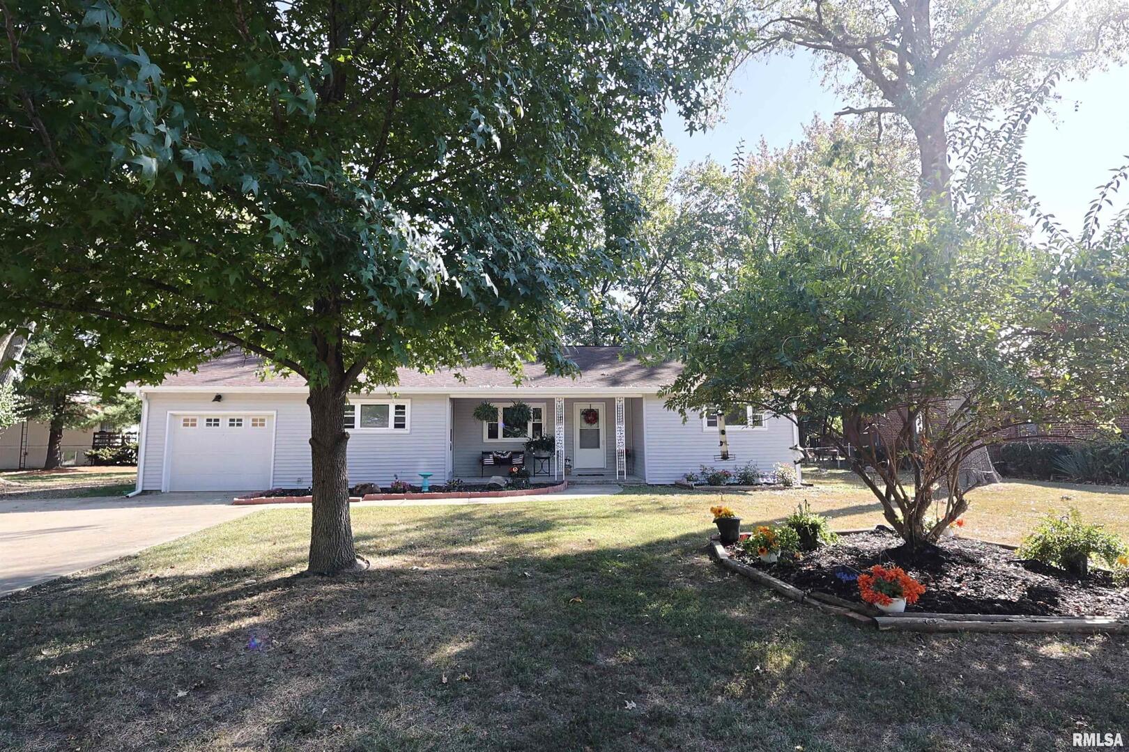 11 RIDGE Road, Centralia, IL