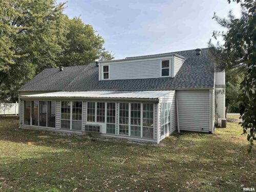 1307 CHARLES Street, Cartervill, IL