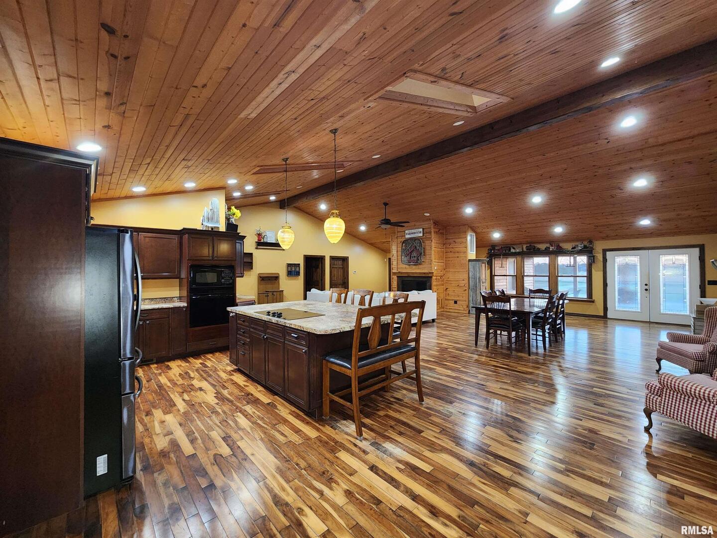 253 Ween Road, DeSoto, IL