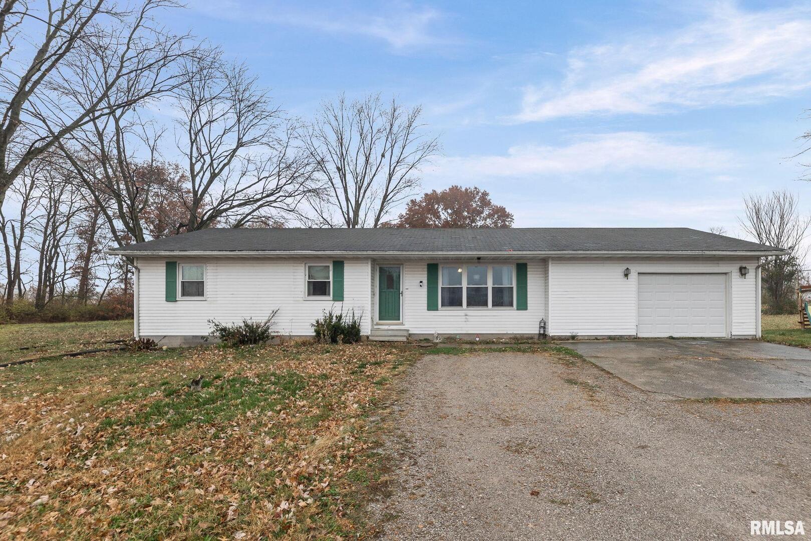 103 Middleton Road, Iuka, IL
