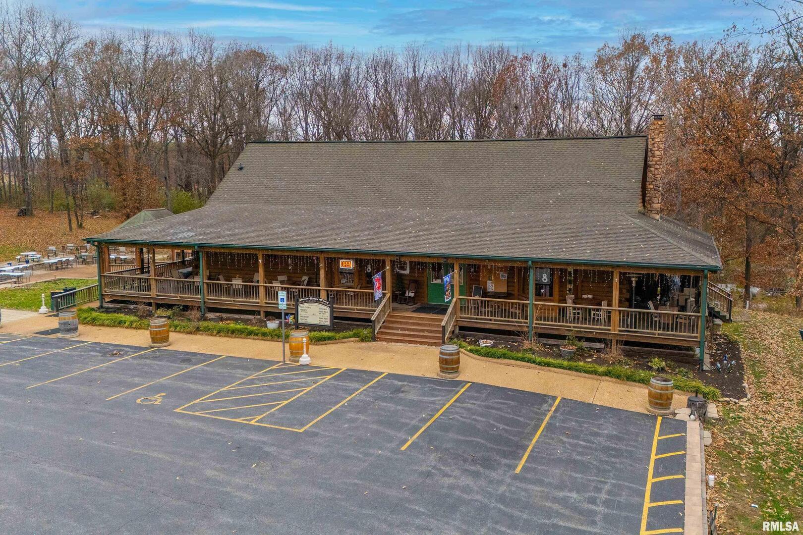 14931 Highway 37 Highway, Whittington, IL