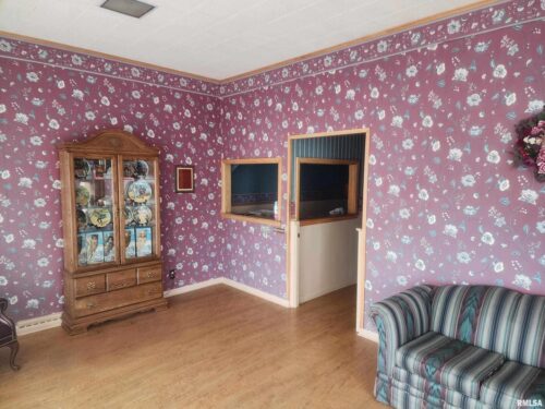 114 W 5TH Street, Mt Carmel, IL