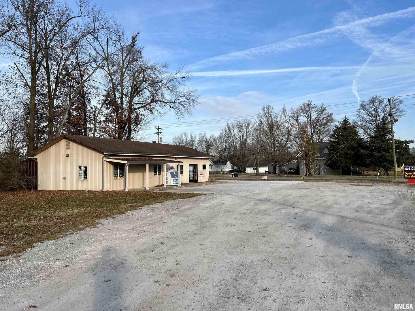 18375 Route 37 Highway, West Frankfort, IL